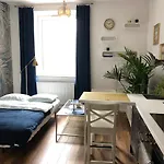 Blue Dior Lägenhet Warszawa